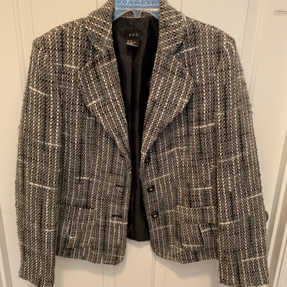 R.Q.T. Women’s Black and White Blazer